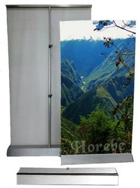 Porta banner retrátil roll up